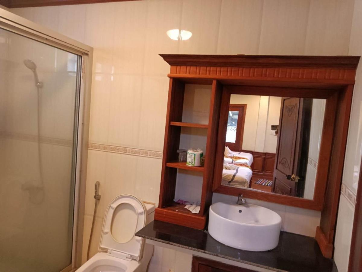 遗忘时光guesthouse Sky Dragon Guesthouse Луангпхабанг Экстерьер фото